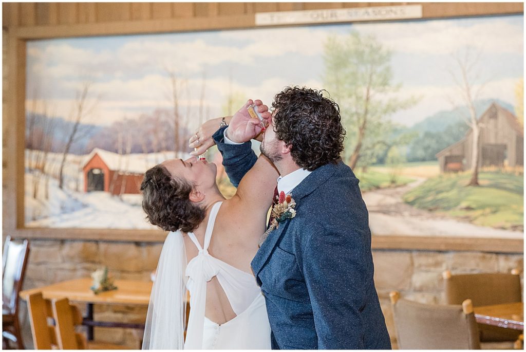 A Nashville, Indiana wedding was photographed by Kaitlin Mendoza Photography- a Carmel, Indiana wedding photographer
