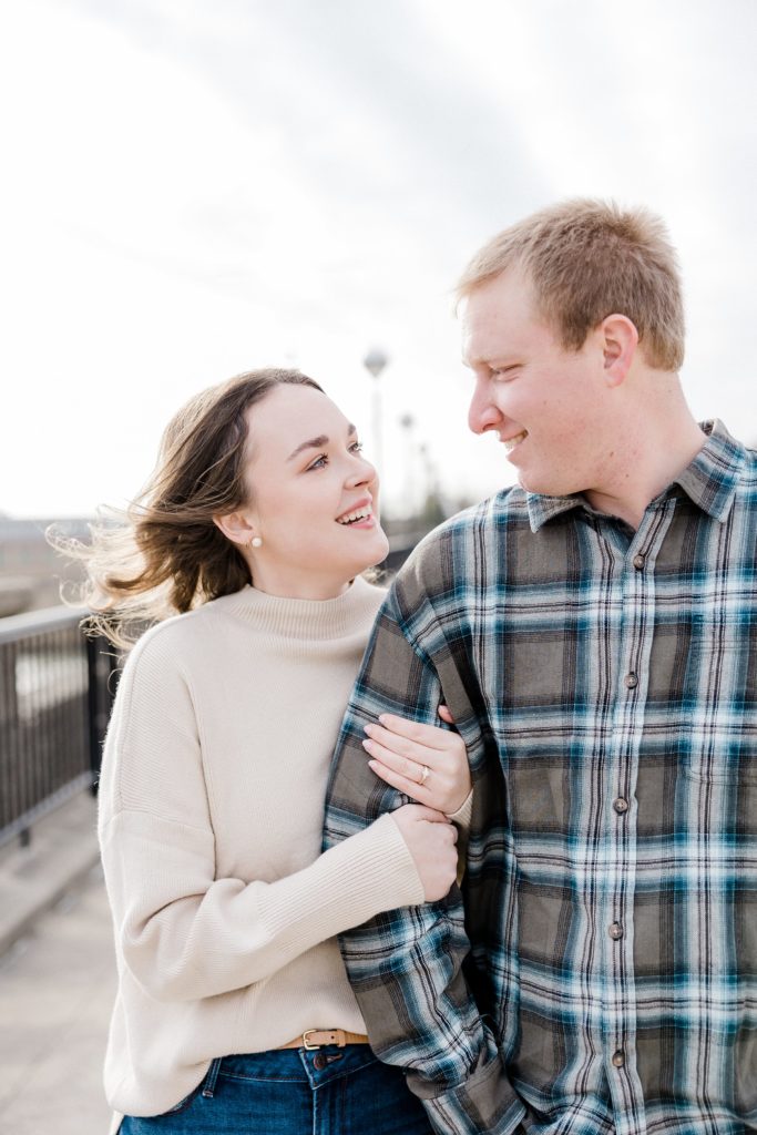 Kaitlin Mendoza Photography captured Indianapolis canal walk engagement photos for Calie and Clayton