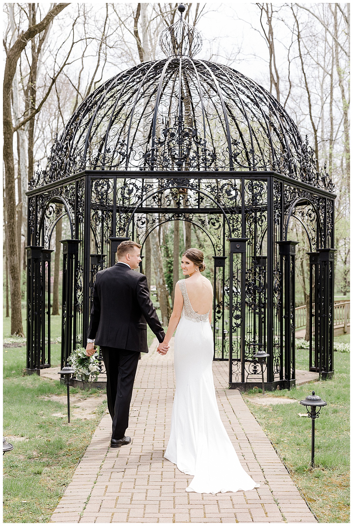Black Iris Estate Wedding in Carmel, Indiana by Carmel wedding photographer Kaitlin Mendoza Photography