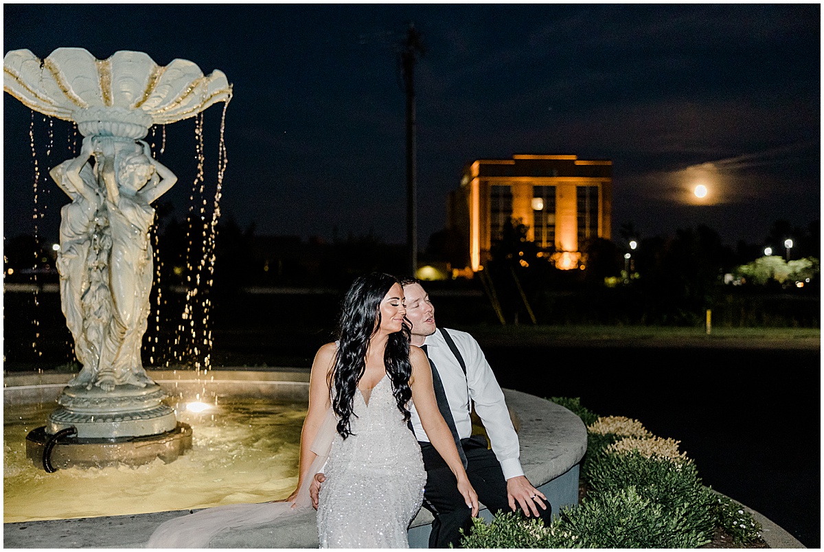 Blake and Kyle’s stunning Coxhall Gardens wedding and Ritz Charles Garden Pavilion wedding captured by Indianapolis wedding photographer Kaitlin Mendoza Photography.