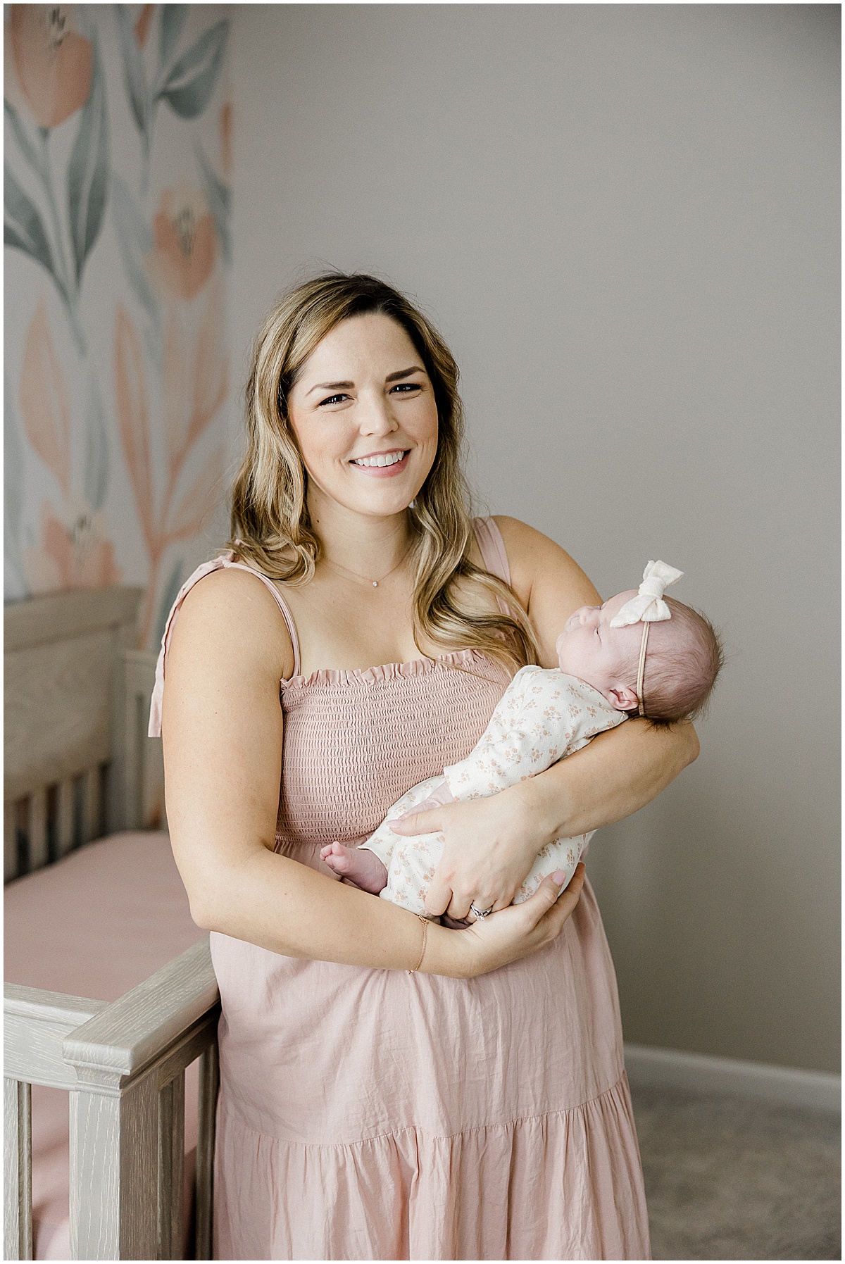 Baby Amelia’s had her newborn photography in Indianapolis, Indiana captured by Indianapolis Newborn Photographer, Kaitlin Mendoza Photography.