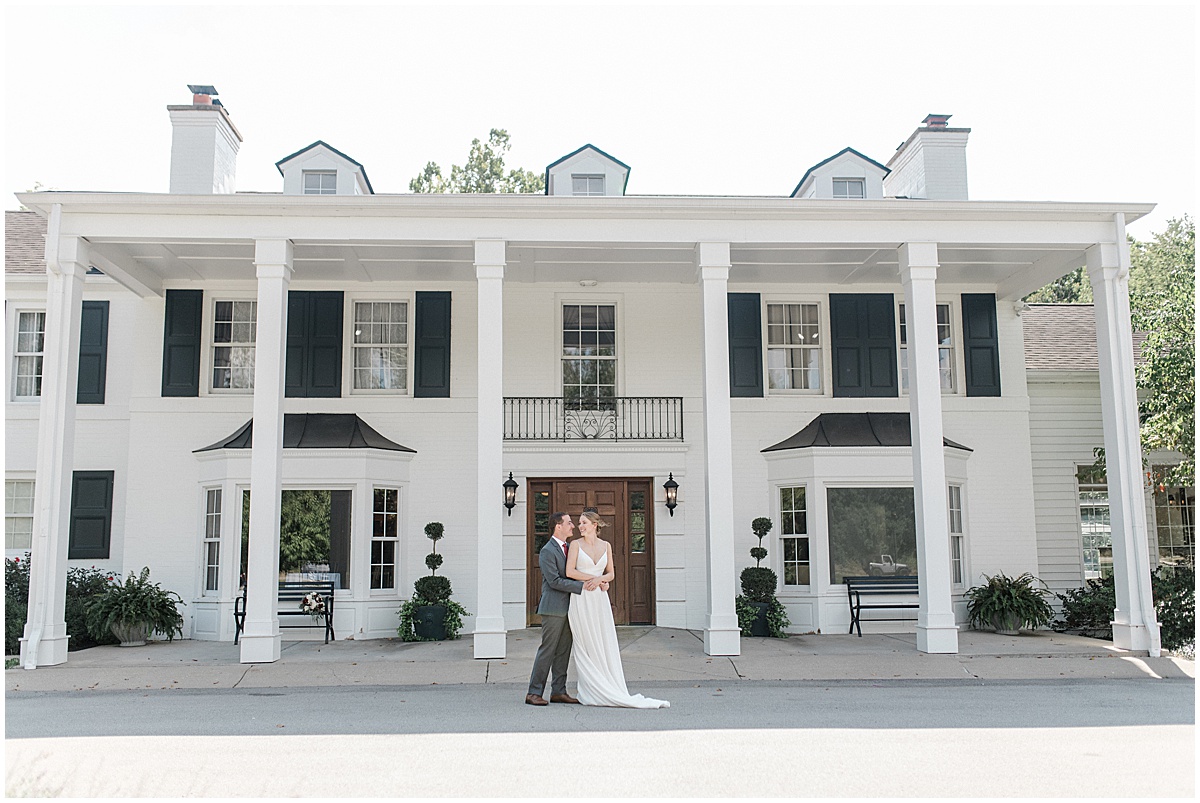 Lila and Brett’s wedding at the Black Iris Estate captured by Kaitlin Mendoza Photography.