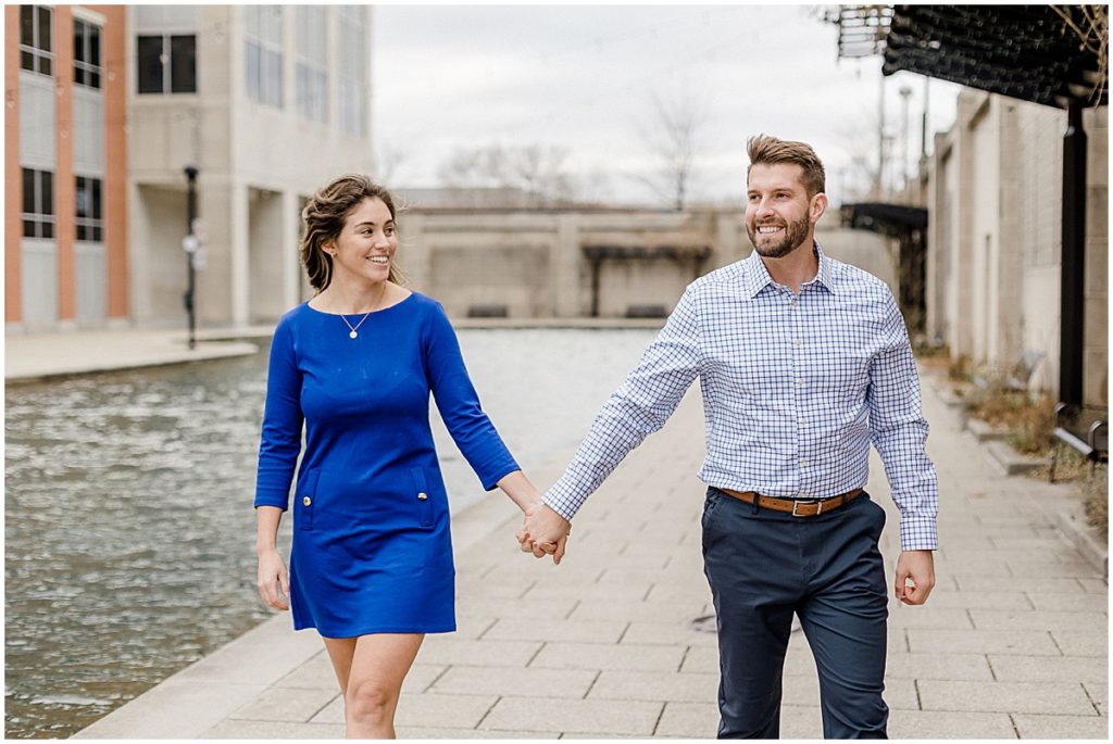 Bailey and Austin’s engagement photos at White River State Park in Indianapolis, Indiana.
