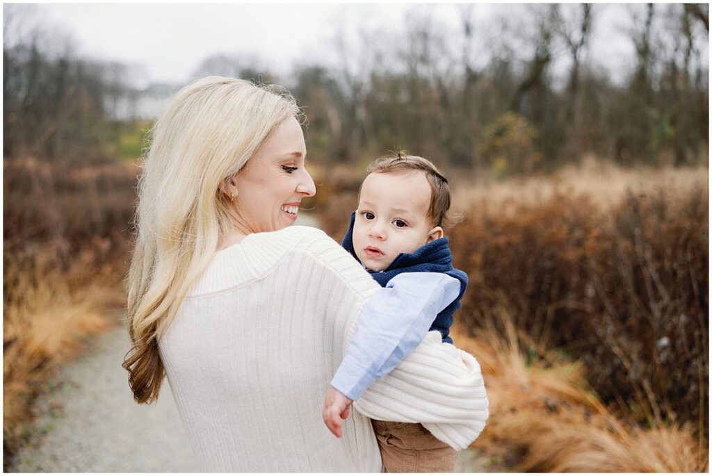 Kaitlin Mendoza Photography photographed Indianapolis family photos for the Kabir family.