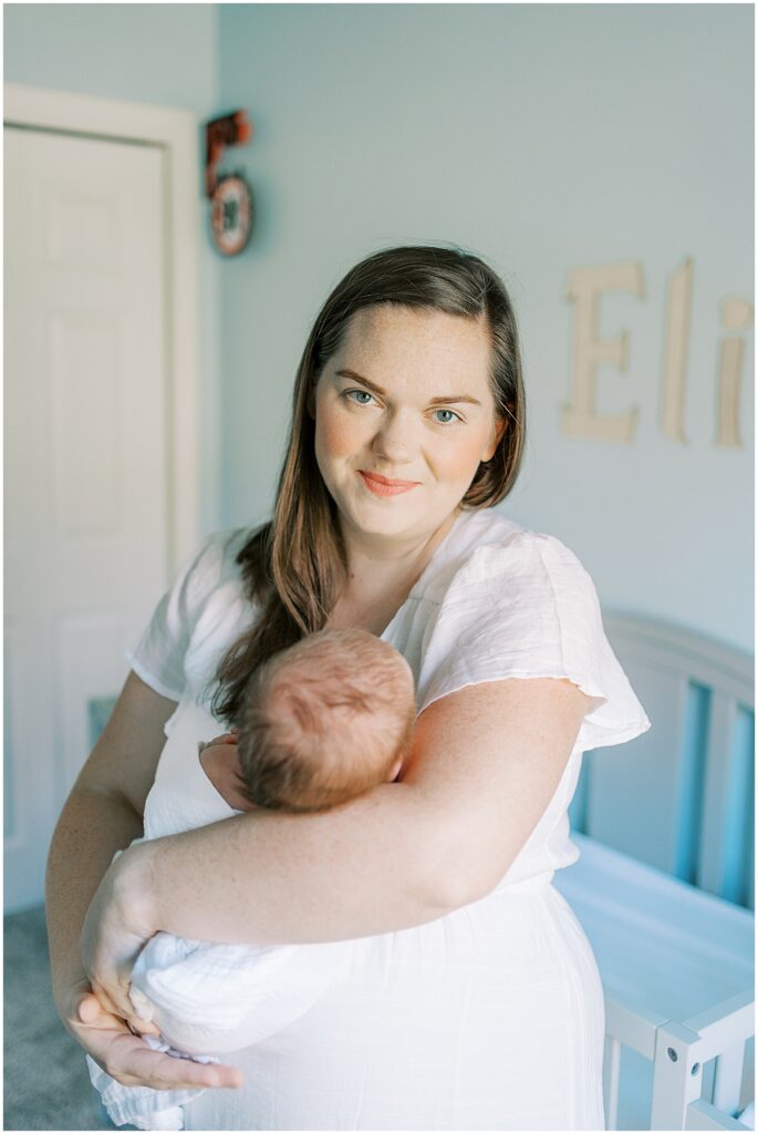 Kaitlin Mendoza is an in-home Indianapolis newborn photographer who took photos of Eli and this adorable family of four.