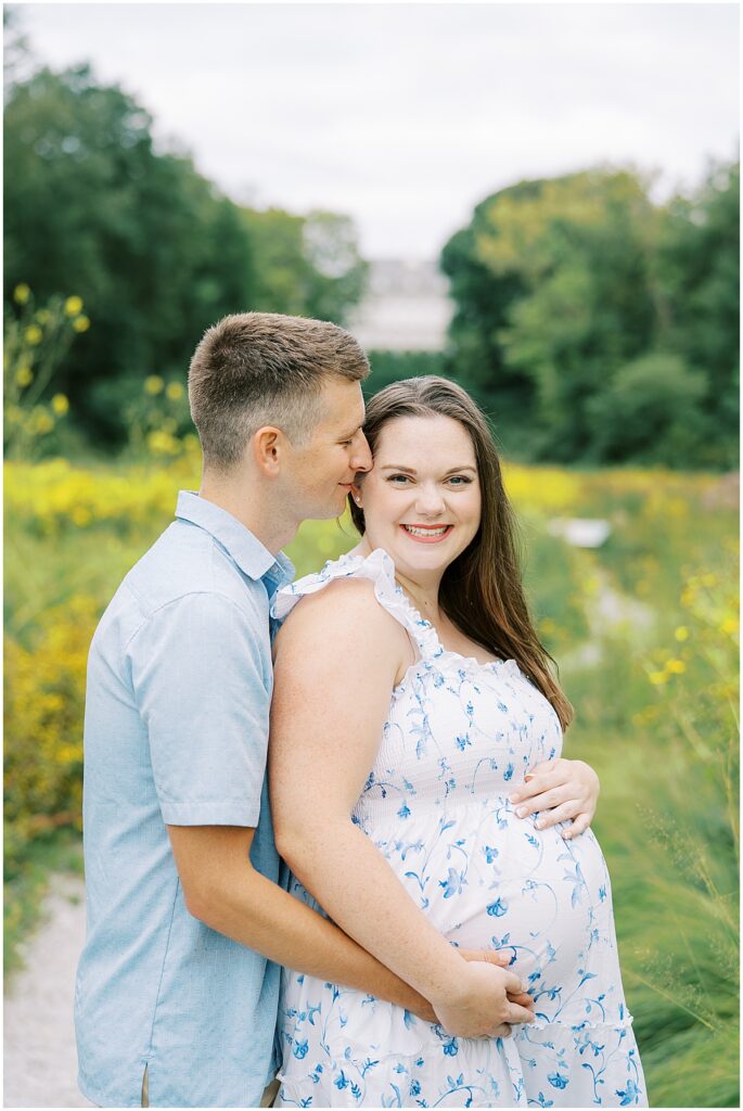 Kaitlin Mendoza Photography is an Indianapolis, IN maternity photographer who explains how I capture unforgettable moments during your pregnancy journey.