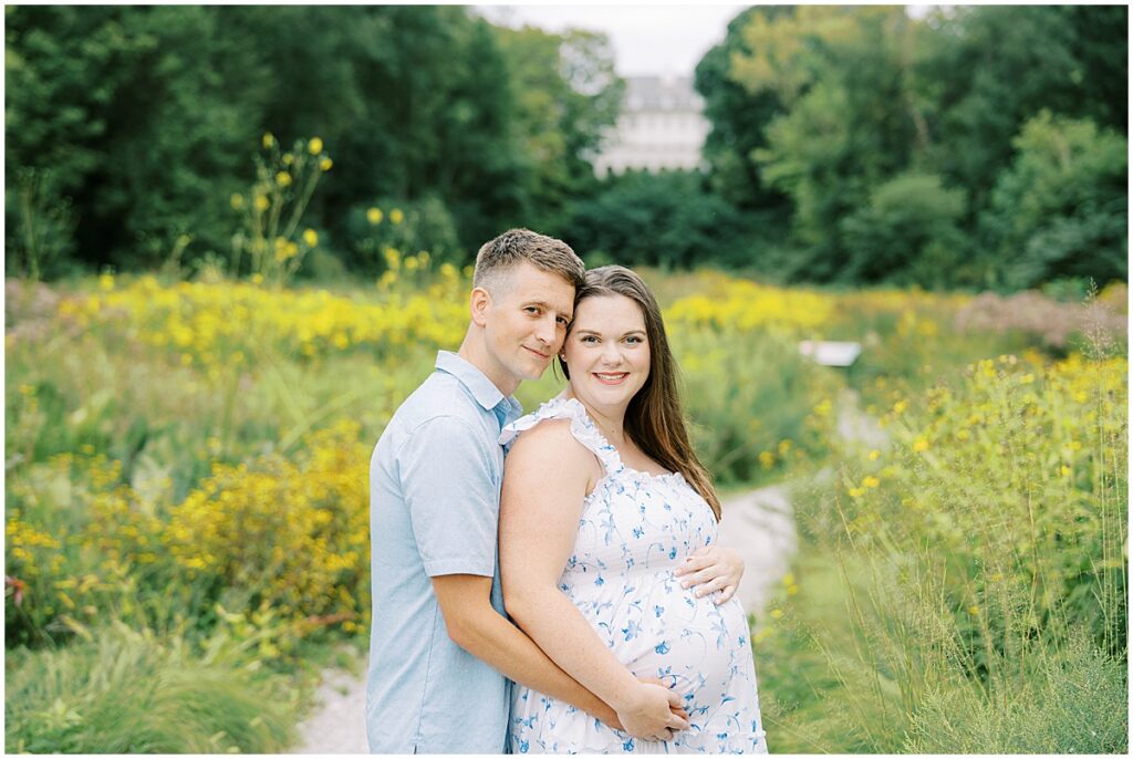 Kaitlin Mendoza Photography is an Indianapolis, IN maternity photographer who explains how I capture unforgettable moments during your pregnancy journey.