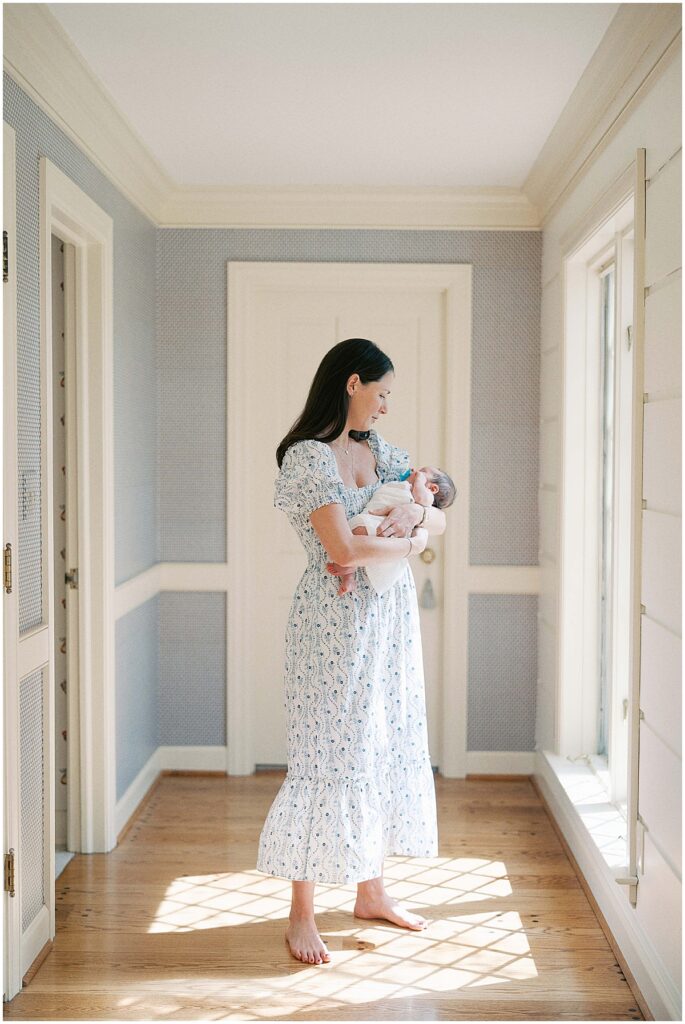 Kaitlin Mendoza is an In-home Indianapolis, Indiana Newborn Photographer who photographed baby graham’s newborn photos.