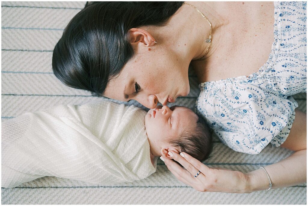 Kaitlin Mendoza is an In-home Indianapolis, Indiana Newborn Photographer who photographed baby graham’s newborn photos.