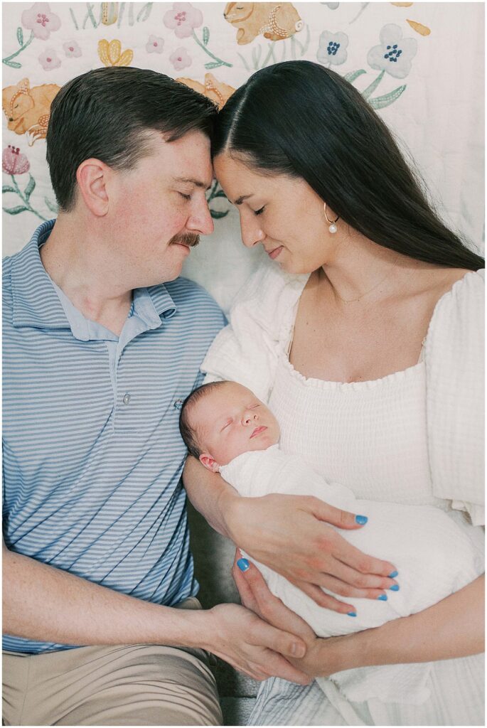 Blue and white at home newborn session by Indianapolis photographer Kaitlin Mendoza